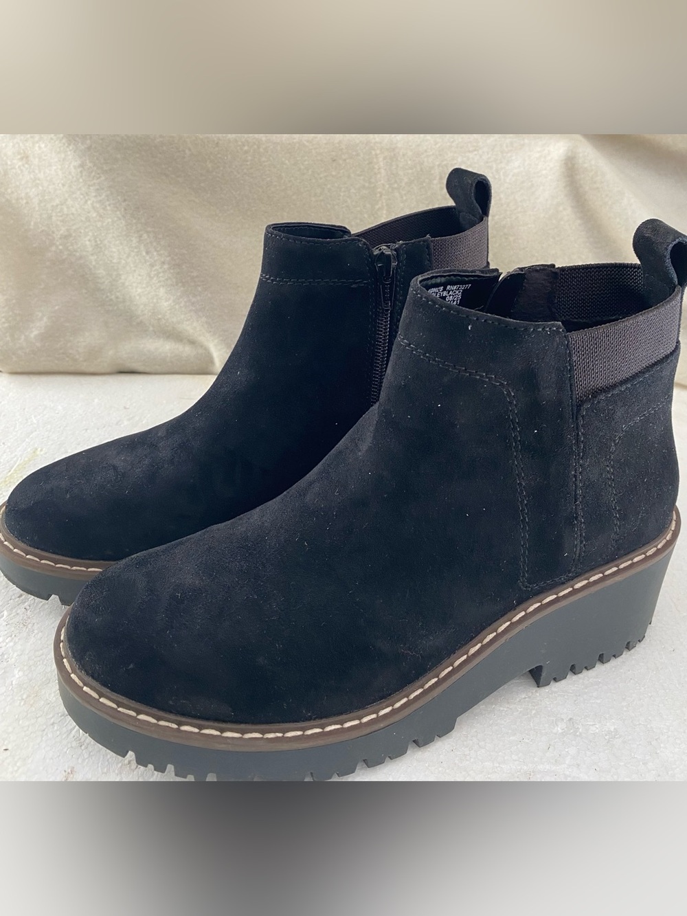 Women SonomaAnkle Booties Size 7.5.Med.
